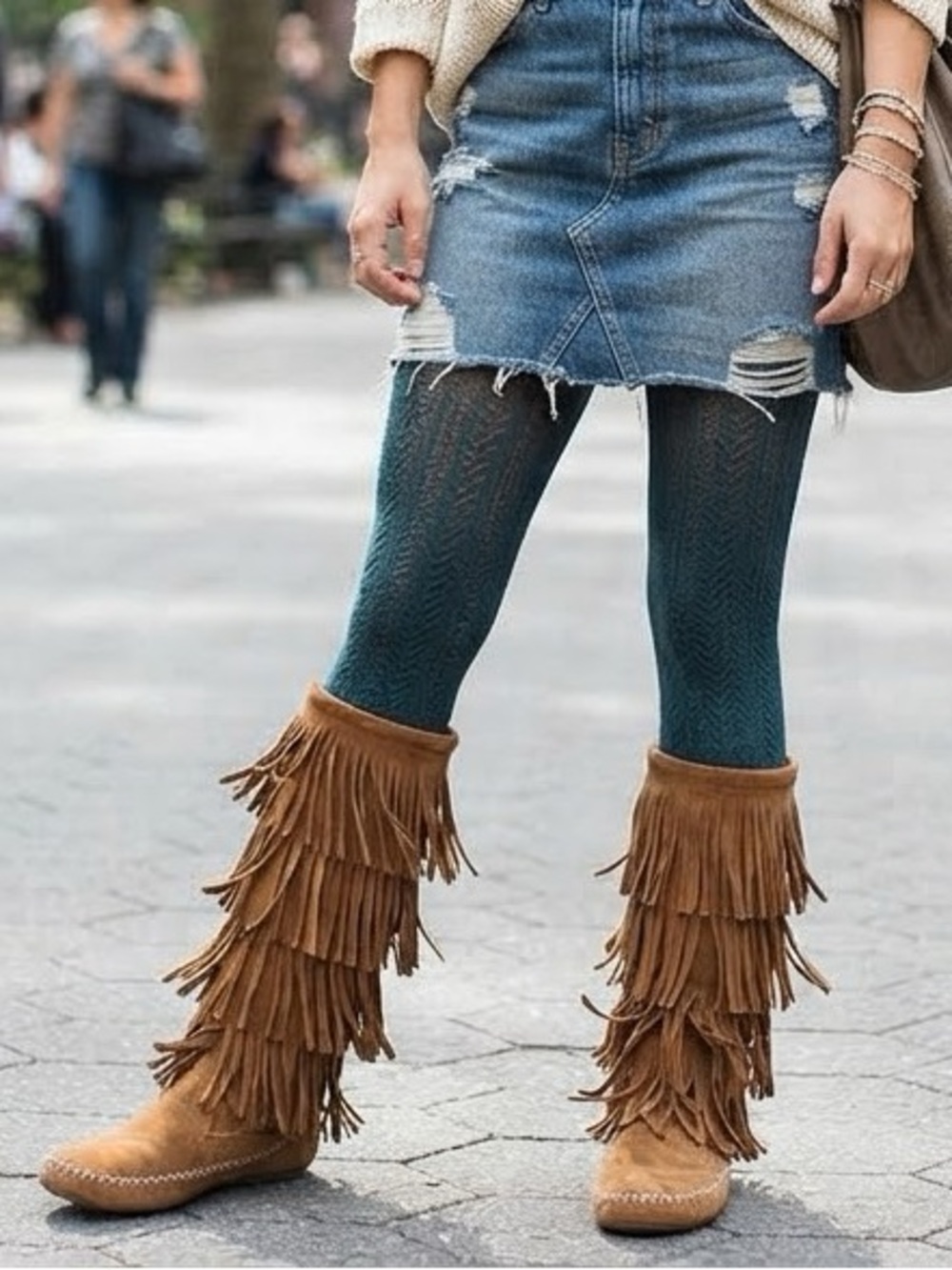 LC Lauren Conrad Boho Chic, Western, Festival Brown Suede Fringe Moccasin Boots